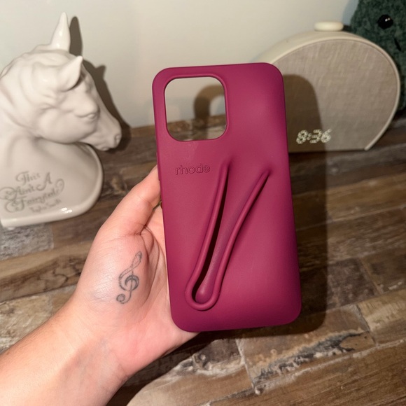 Rhode iPhone 15 Pro Max Case - Picture 1 of 2